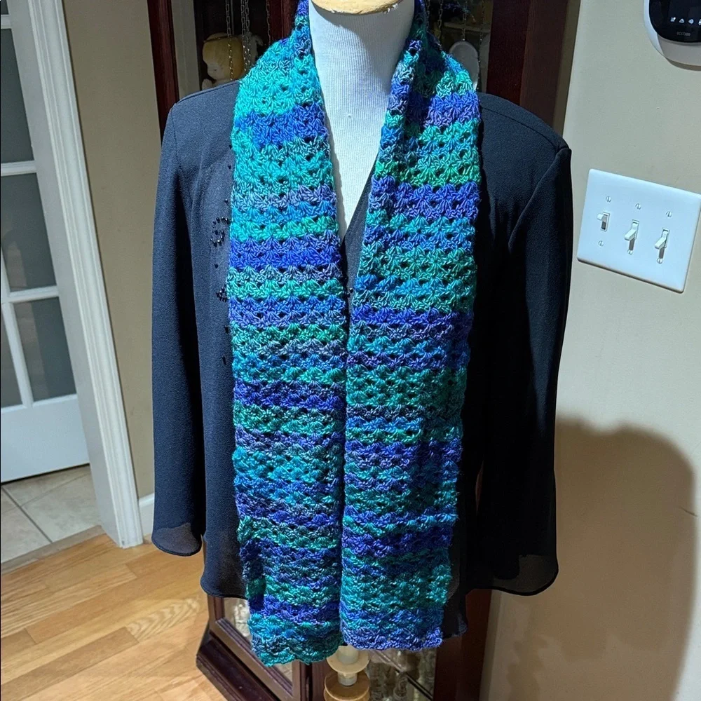 Vibrant Blue and Green Knit Scarf for Men